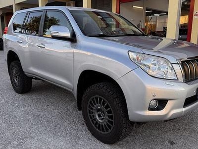 Usado Toyota Land Cruiser 190 HP (139 kW) 2013 SUV