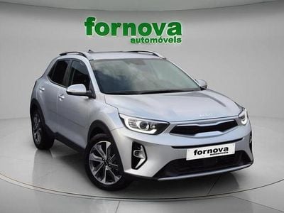 Cinzento Usado 2025 Kia Stonic SUV | € 22.500 (Caro)