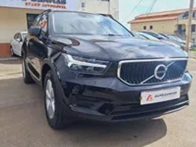 Usado 2020 Volvo XC40 Momentum SUV | € 36.900