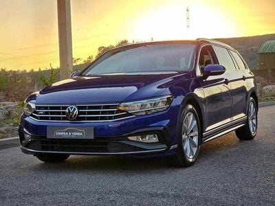 Azul Usado 2022 VW Passat Carrinha | € 22.600 (Preço justo)