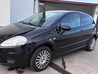 Preto Usado 2010 Fiat Punto Citadino | € 4.099 (Super Preço)