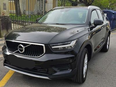 usado Volvo XC40 Momentum