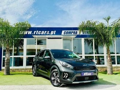 Usado Kia Niro Active 141 HP (103 kW) 2022 Cinza SUV