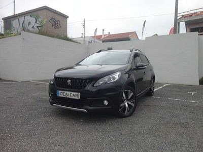 Usado Peugeot 2008 Allure 100 HP (73 kW) 2018 Preto SUV