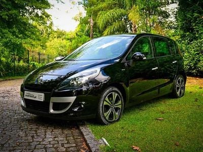 Usado Renault Scénic III Bose Edition 110 HP (80 kW) 2011 Preto Monovolume