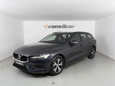 Cinza Usado 2018 Volvo V60 Momentum Carrinha | € 17.980