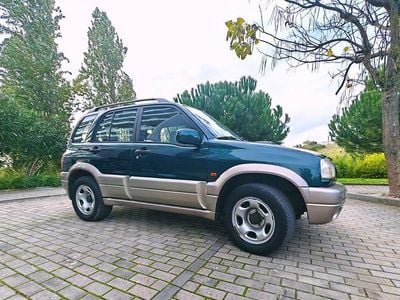 Usado 2000 Suzuki Grand Vitara Sedan | € 6.250
