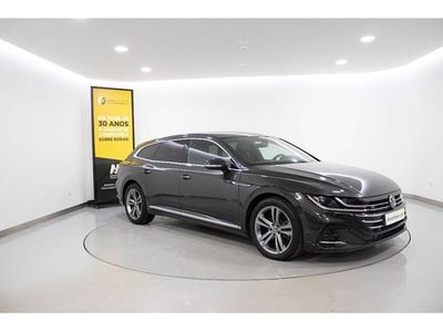 Usado VW Arteon R-line 150 HP (110 kW) 2023 Cinza Carrinha