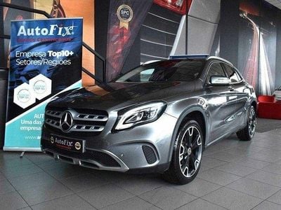 Cinzento Usado 2018 Mercedes GLA220 AMG line SUV | € 34.800