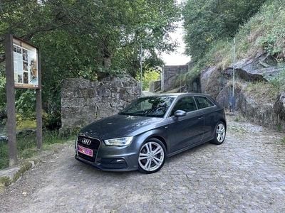 Cinzento Usado 2016 Audi A3 | € 17.990