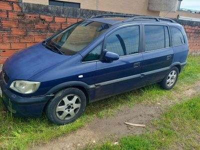 usado Opel Zafira 2.0 dti