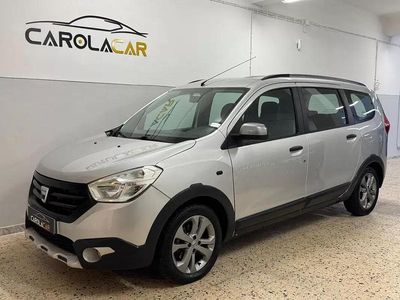 Cinza antracite Usado 2015 Dacia Lodgy Stepway Monovolume | € 8.950 (Bom preço)