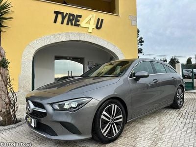 Usado Mercedes CLA180 Shooting Brake Style 116 HP (85 kW) 2020 Cinza Carrinha