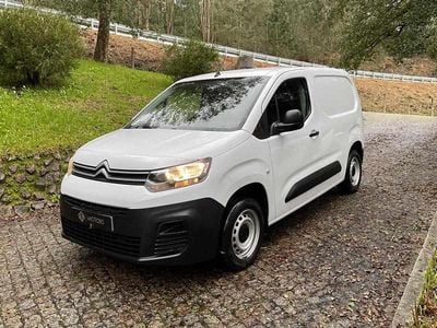 Usado Citroën Berlingo 102 HP (75 kW) 2023 Branco Monovolume