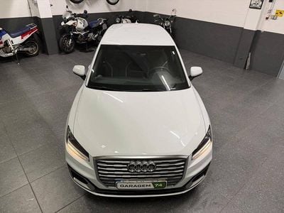 Usado Audi Q2 Sport 116 HP (85 kW) 2018 Branco SUV