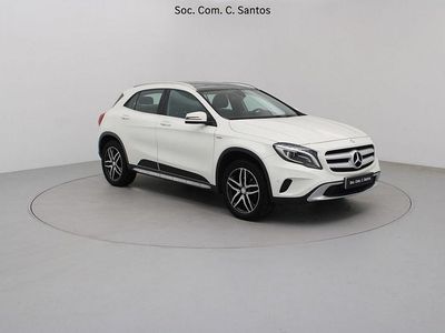Usado Mercedes GLA180 Urban 116 HP (85 kW) 2016 Branco SUV