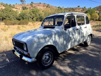 Usado 1987 Renault R4 Sedan | € 4.000