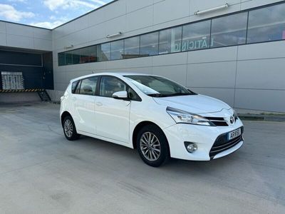 usado Toyota Verso 1.6 D-4D 7 lugares !