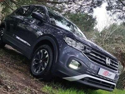 Usado VW T-Cross 95 HP (69 kW) 2022 Cinza antracite SUV