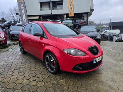 Vermelho Usado 2008 Seat Altea FR | € 5.000