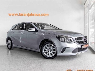 Usado Mercedes A180 109 HP (80 kW) 2017 Cinza