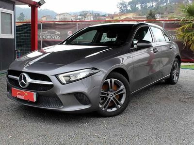 Usado Mercedes A250 218 HP (160 kW) 2020 Cinzento Citadino