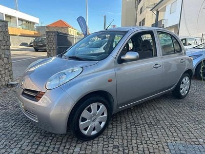 Usado Nissan Micra Acenta 80 HP (58 kW) 2003 Cinza Citadino