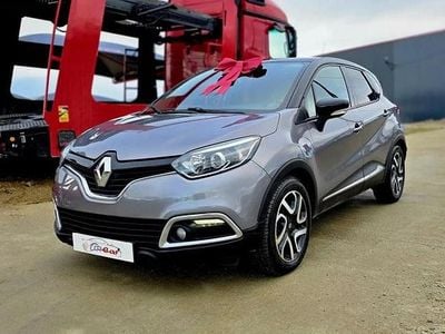 Cinzento Usado 2014 Renault Captur Intens SUV | € 9.500 (Bom preço)