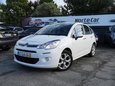 Branco Usado 2015 Citroën C3 Exclusive | € 8.750 (Preço justo)