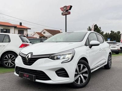 Branco Usado 2022 Renault Clio V Evolution | € 15.450 (Bom preço)
