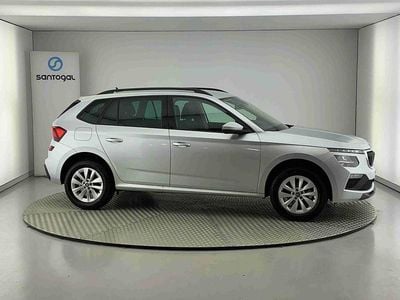 Cinzento Usado 2025 Skoda Kamiq Selection SUV | € 22.990 (Preço elevado)