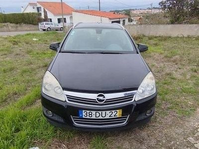 Usado 2007 Opel Astra Sedan | € 2.850 (Bom preço)