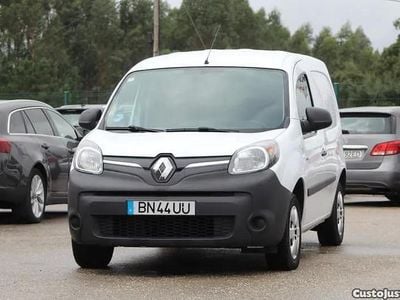 Branco Usado 2019 Renault Kangoo Sedan | € 12.500 (Preço elevado)