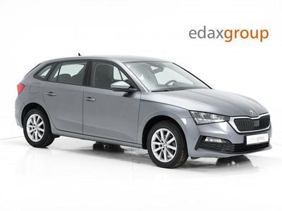Usado Skoda Scala Ambition 110 HP (80 kW) 2023 Cinza Citadino