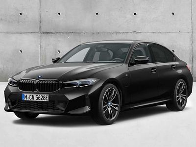 Usado BMW 320e Comfort Edition 204 HP (150 kW) 2024 Preto sapphire metalizada Sedan