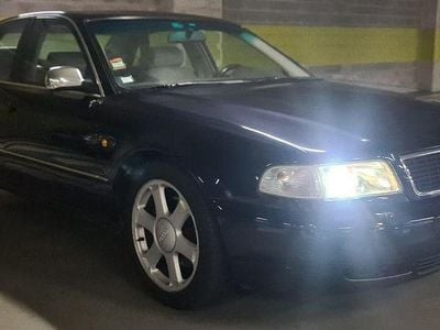 Usado Audi A8 350 HP (257 kW) 1998 Sedan