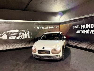 Usado Citroën C4 Shine 92 HP (67 kW) 2014 Branco