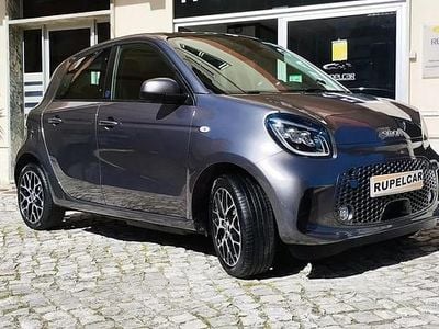 Usado Smart ForFour Electric Drive Pulse 60 kW (82 HP) 2022 Cinza escuro