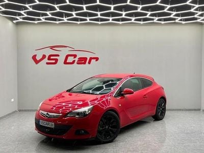 Usado Opel Astra GTC 130 HP (95 kW) 2013 Vermelho