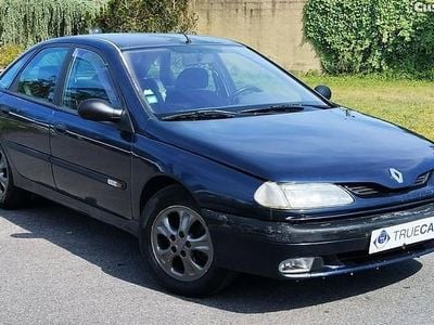 Usado Renault Laguna 115 HP (84 kW) 1997 Azul Sedan