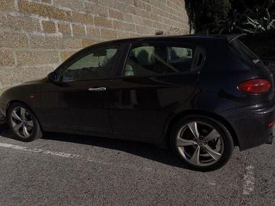 Usado 2003 Alfa Romeo 147 Citadino | € 3.850