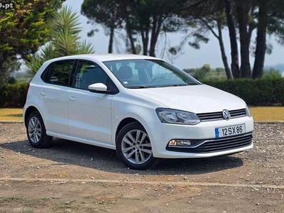 Branco Usado 2017 VW Polo Sedan | € 11.950 (Caro)