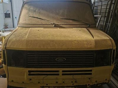 Usado 1982 Ford Transit Sedan | € 2.300