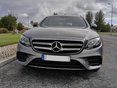 Usado Mercedes E300 306 HP (225 kW) 2020 Cinzento
