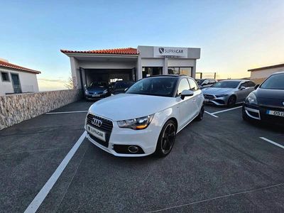 Branco Usado 2013 Audi A1 Sportback Citadino | € 16.990