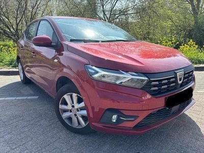 Usado Dacia Sandero 90 HP (66 kW) 2022 Vermelho Citadino