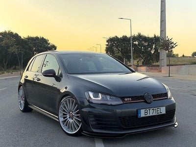 VW Golf VII