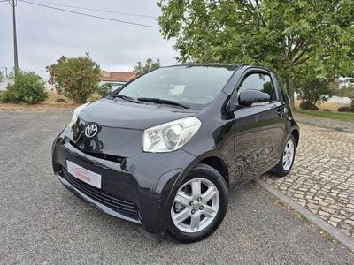 Toyota iQ