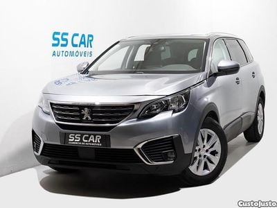 Usado Peugeot 5008 Allure 130 HP (95 kW) 2018 Cinza SUV