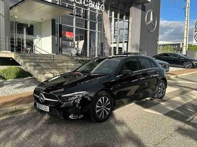 Preto Usado 2024 Mercedes 200 | € 31.900 (Preço elevado)